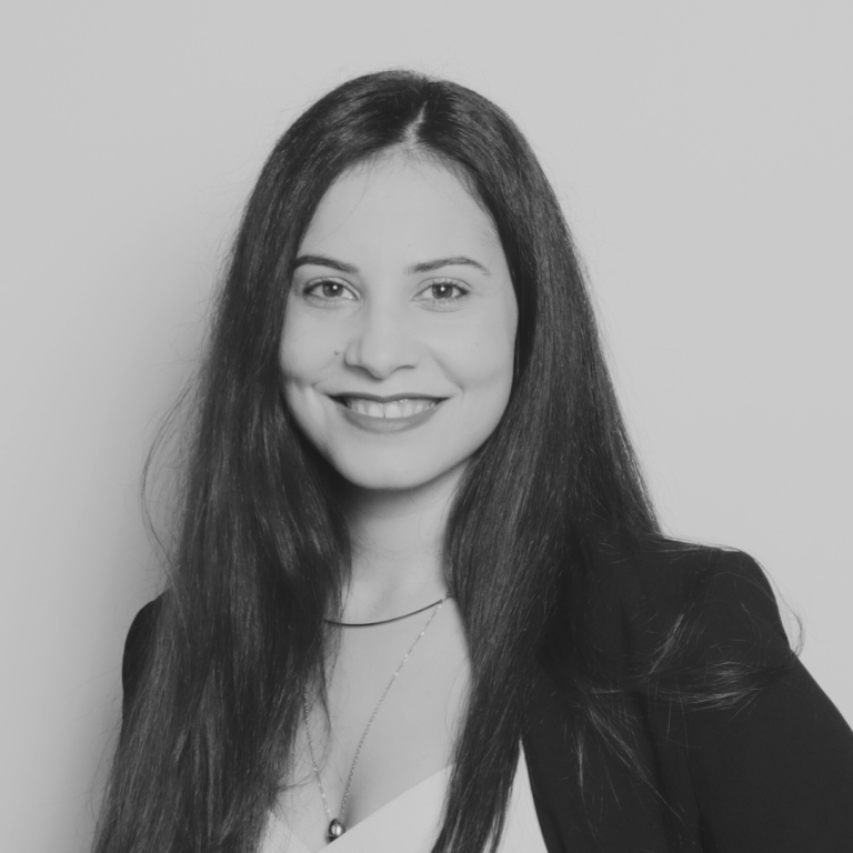 Maria Kouneli  Head of Employer Branding & Growth @ linq